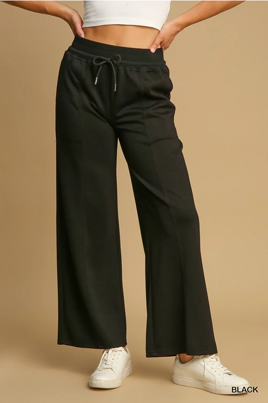 Umgee Luxeknit Sweatpants in Black