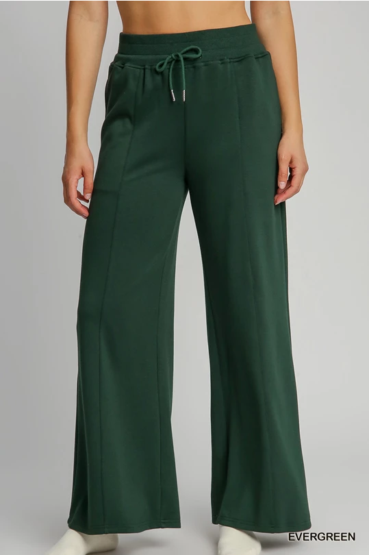 Umgee Luxeknit Sweatpants in Evergreen
