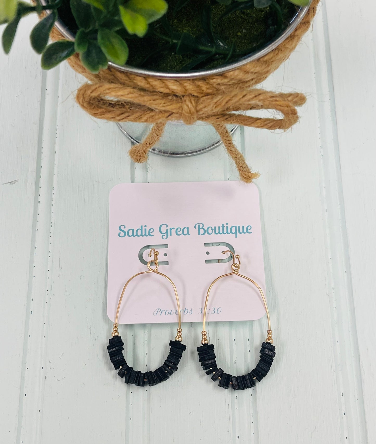 Oblong Wire Hoops