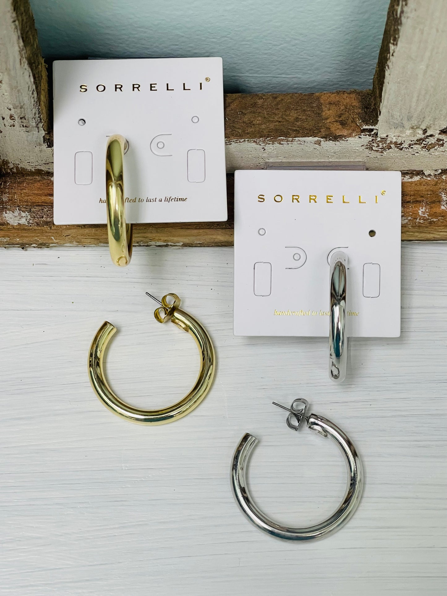 Keeley Hoop Sorrelli Goldtone