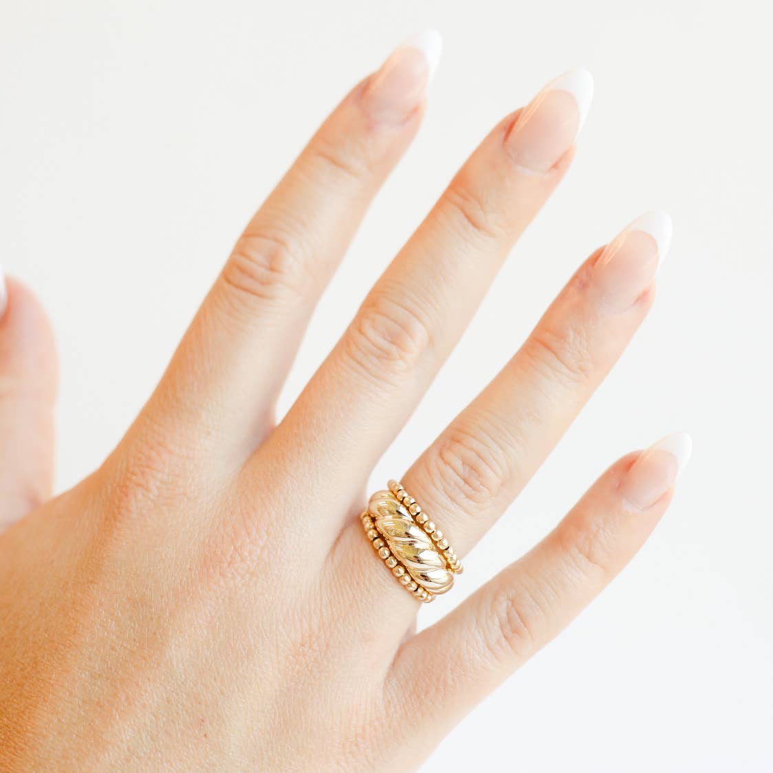 Lexi Beaded Band in Gold: 6-6.5