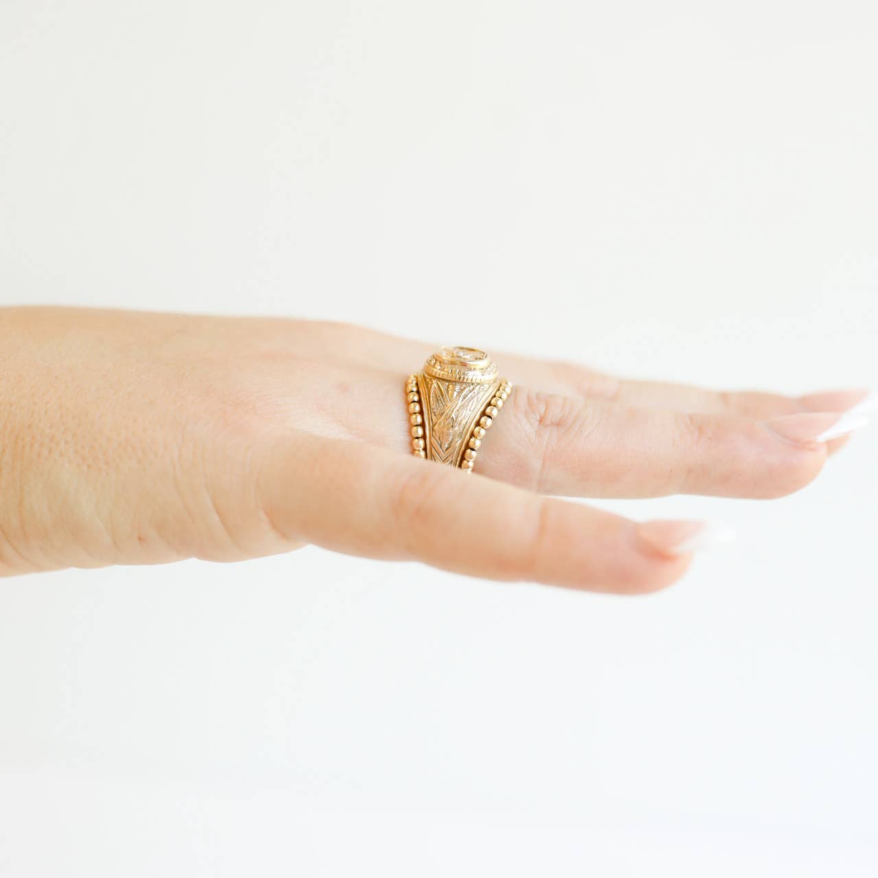 Lexi Beaded Band in Gold: 6-6.5
