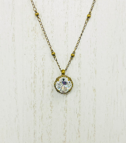 Cushion Cut Set in Crystal Sorrelli
